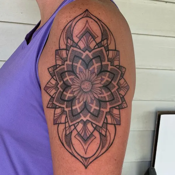 laurablacktattoo