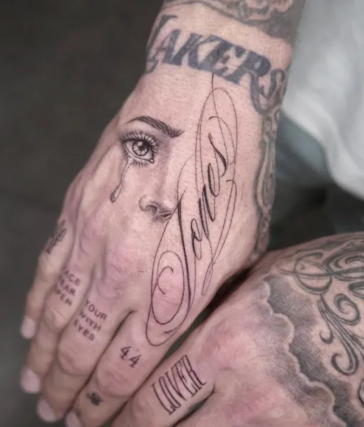 Lettering