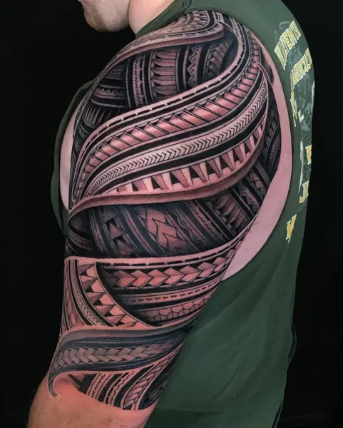 Ink and Dagger Tattoo