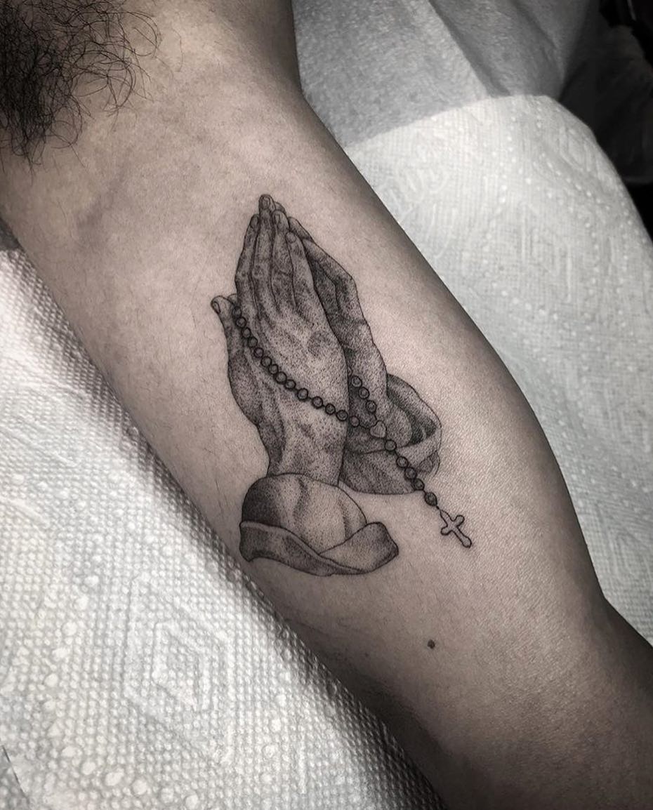 Full Circle Tattoo