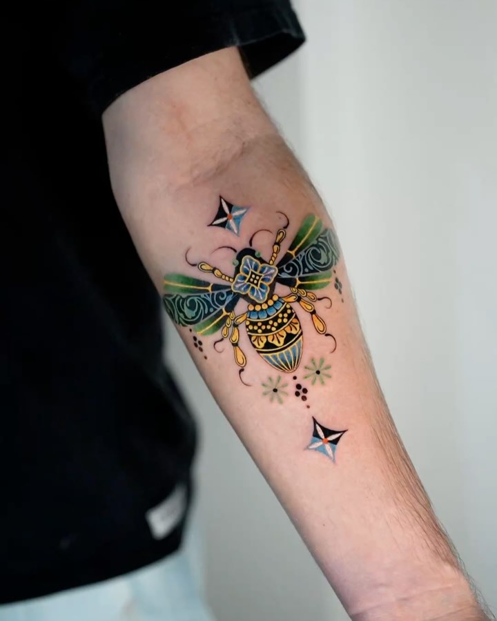 Animal, 벌