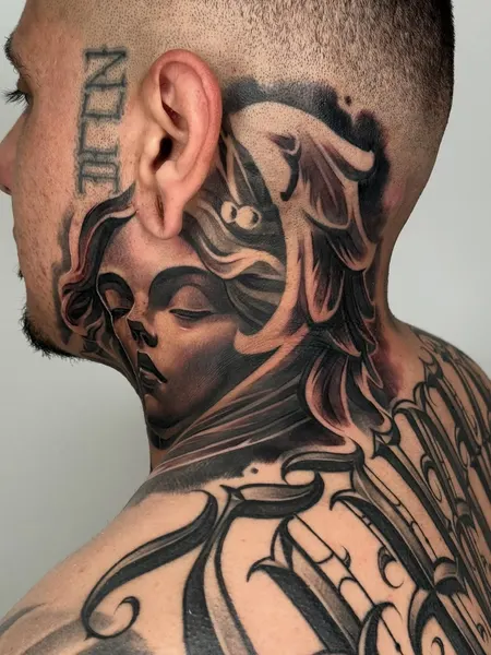 adrian_lazaro