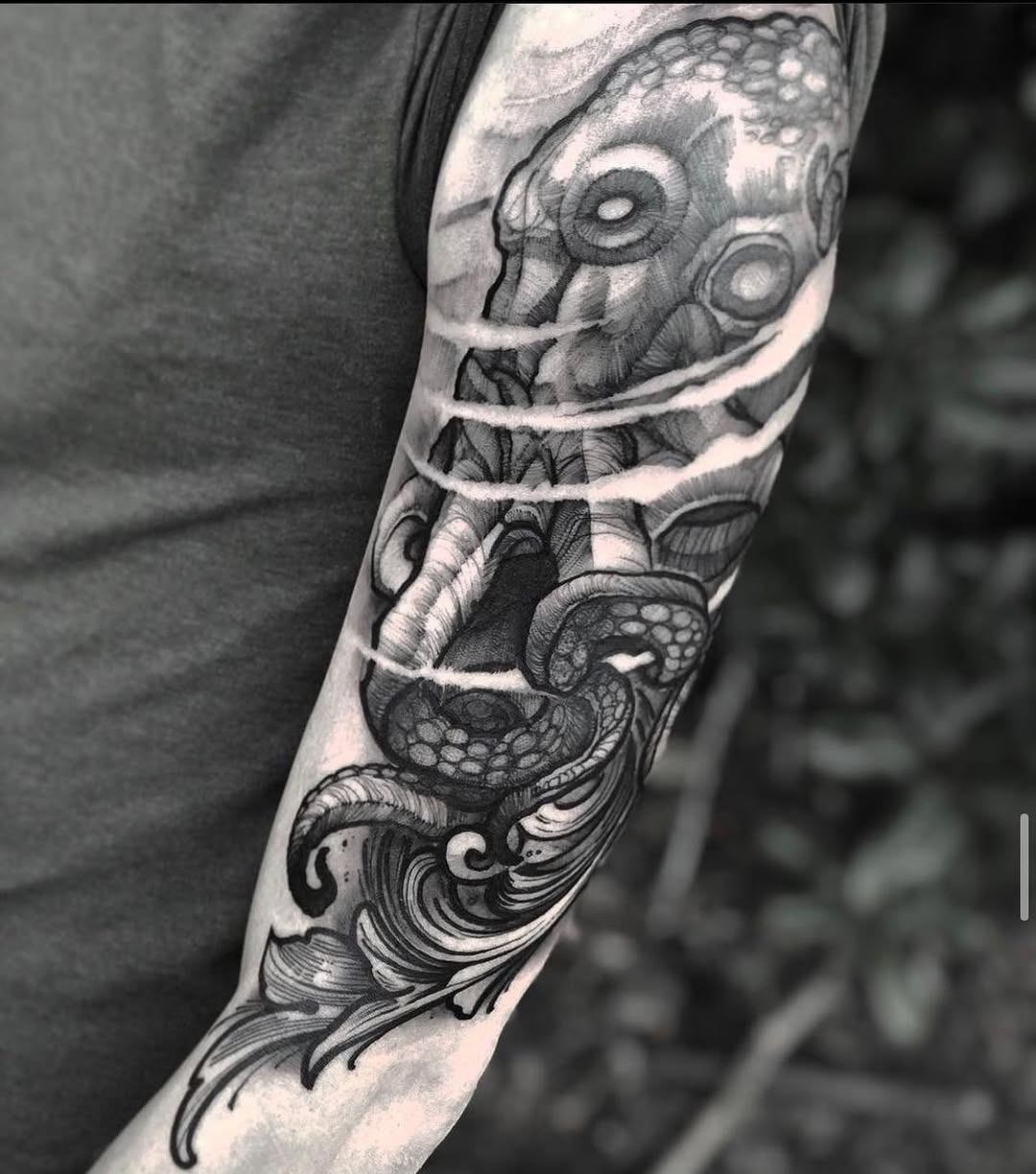 Ink and Dagger Tattoo