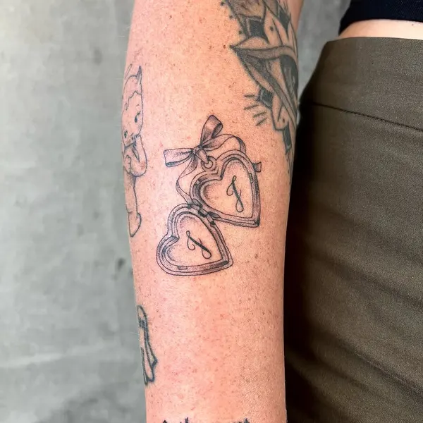 patch_tattoo_therapy