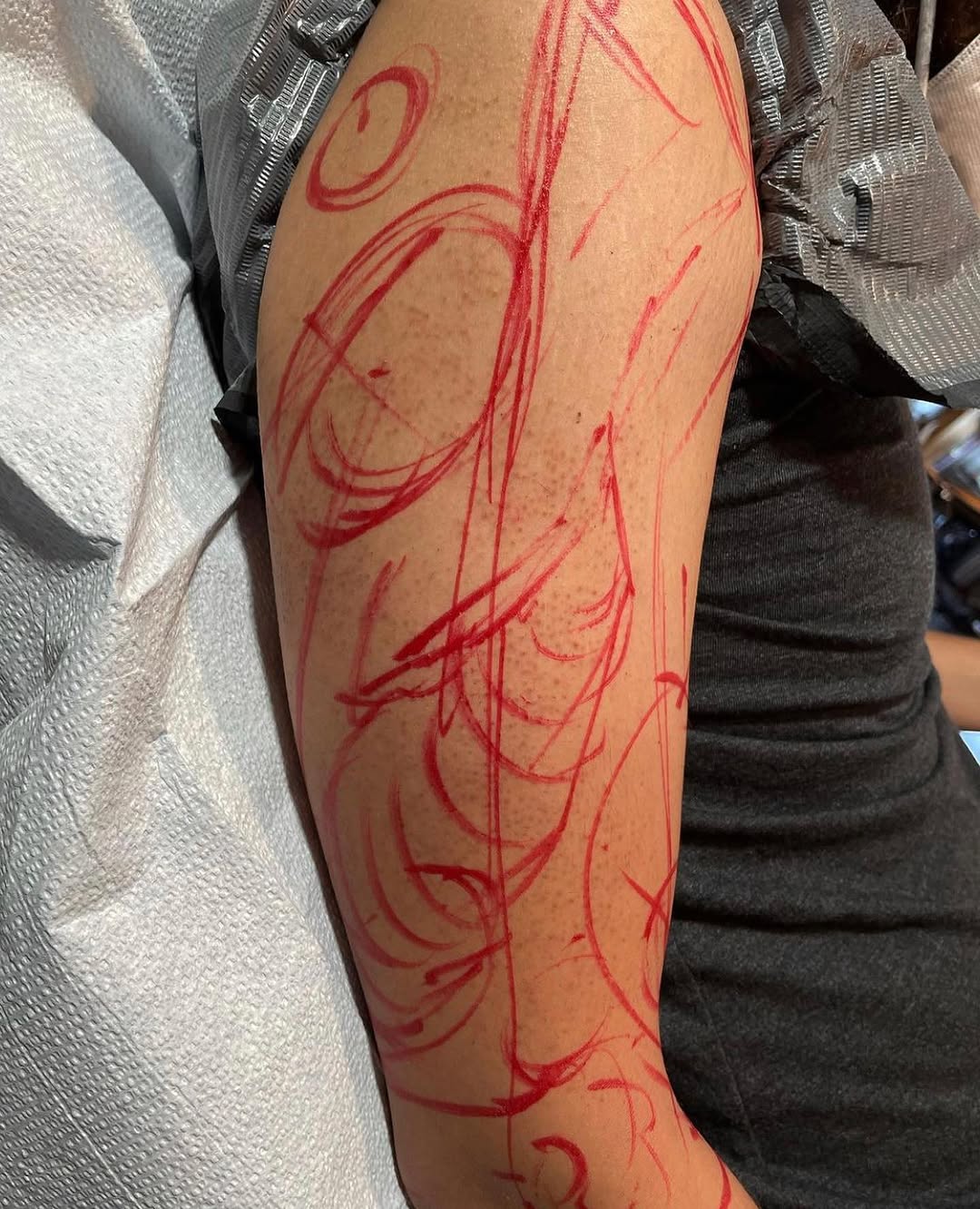 Full Circle Tattoo