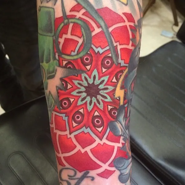 Ink and Dagger Tattoo