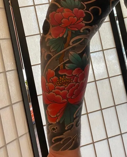 Full Circle Tattoo