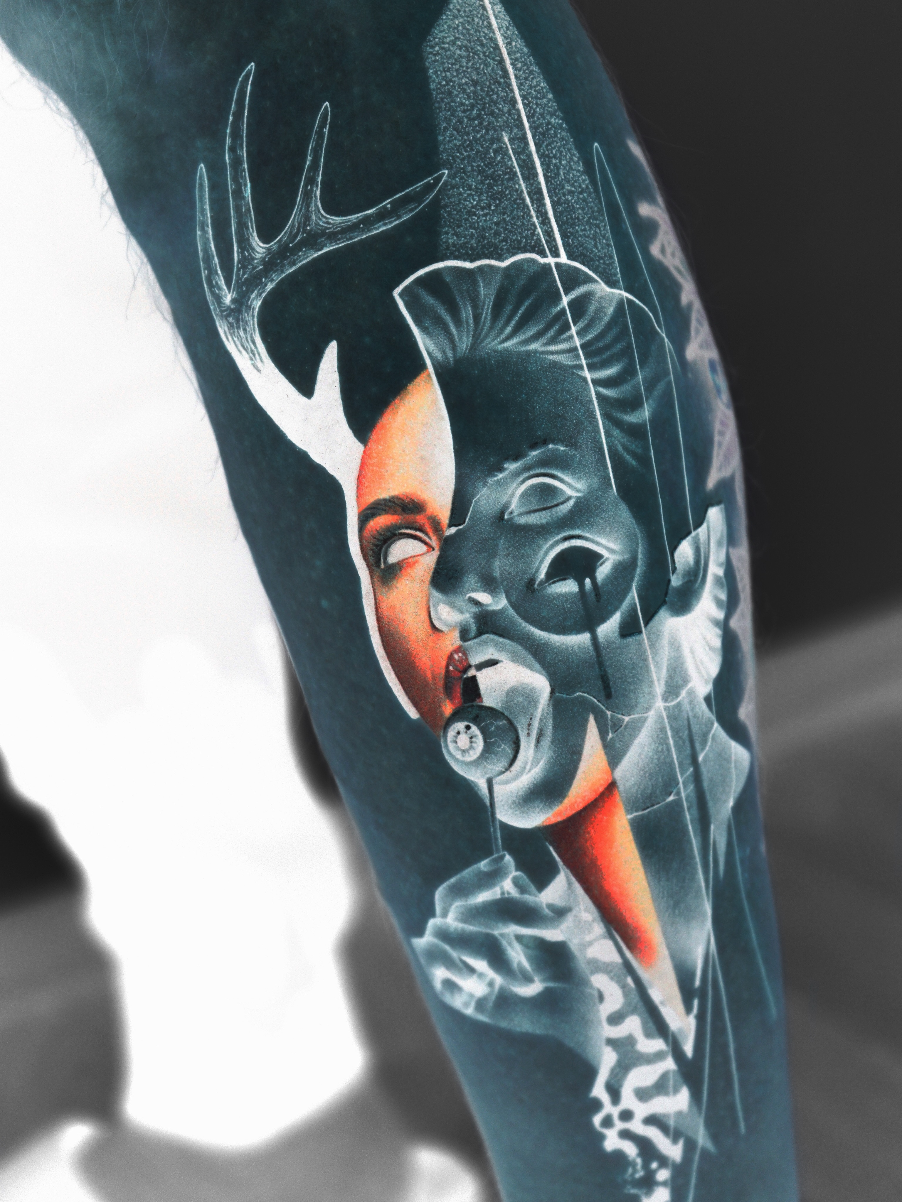 black.minimal.tattoo