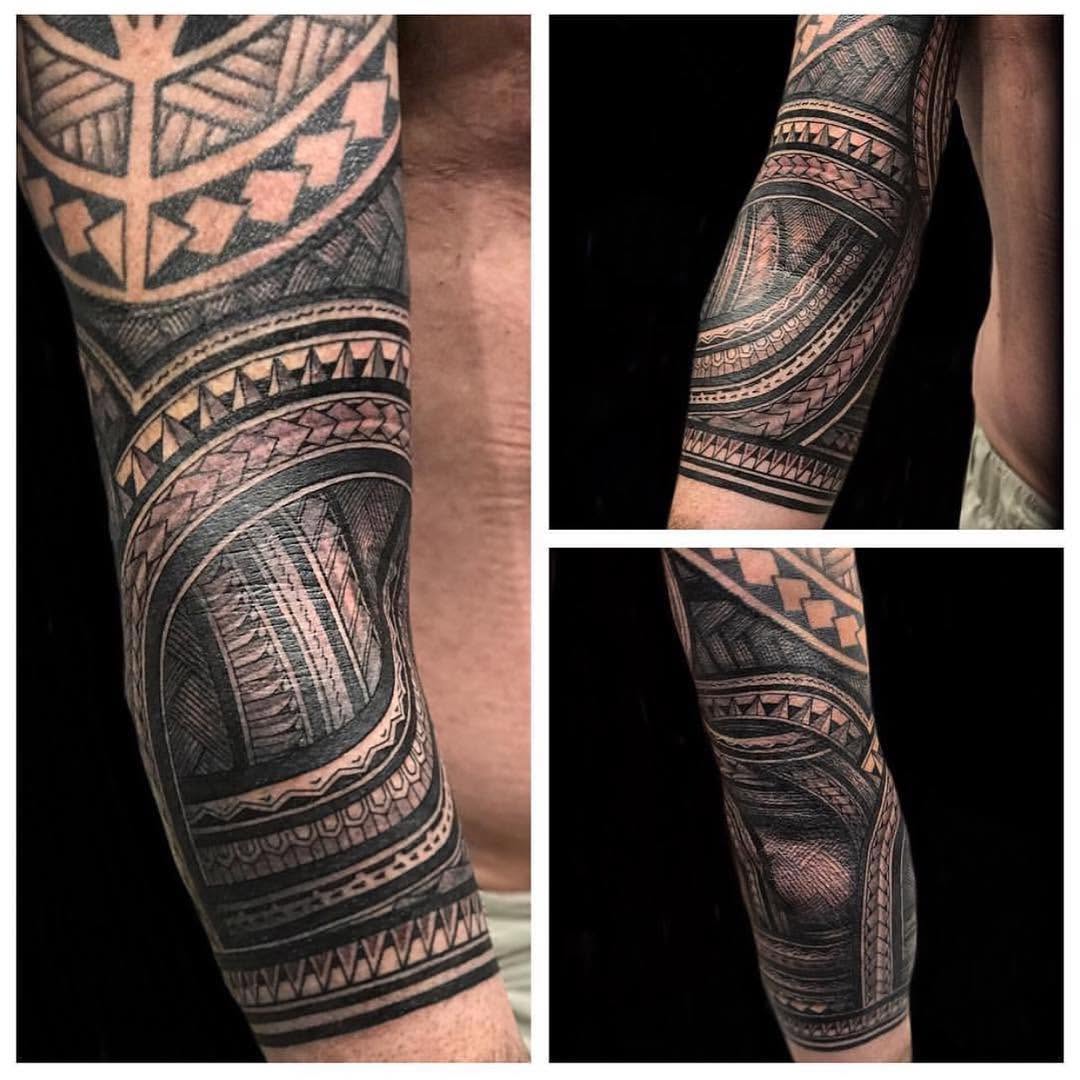 Ink and Dagger Tattoo