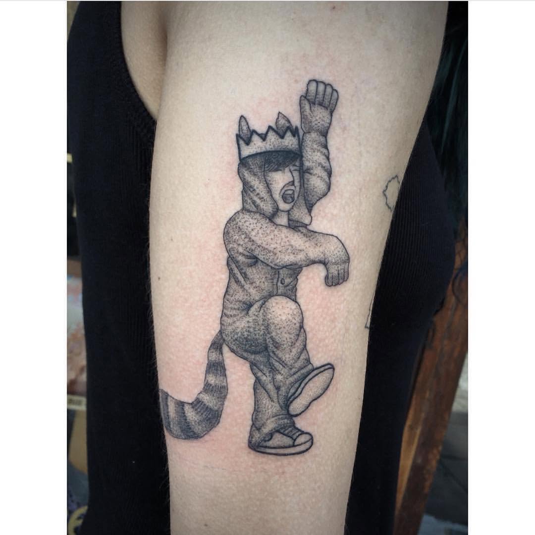Full Circle Tattoo