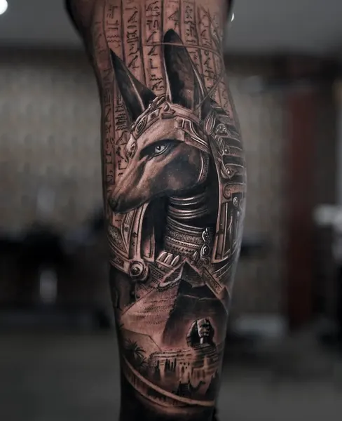 Full Circle Tattoo