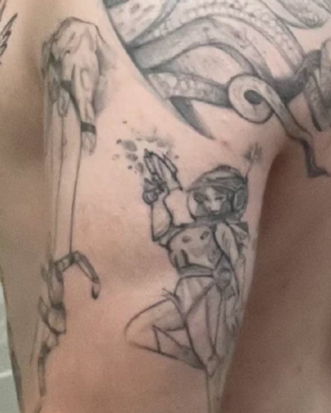 tattooist_yaza