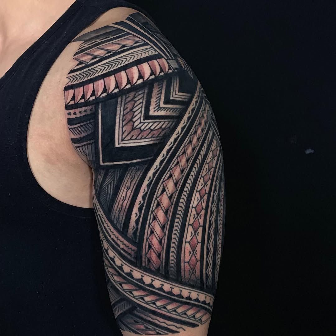 Ink and Dagger Tattoo