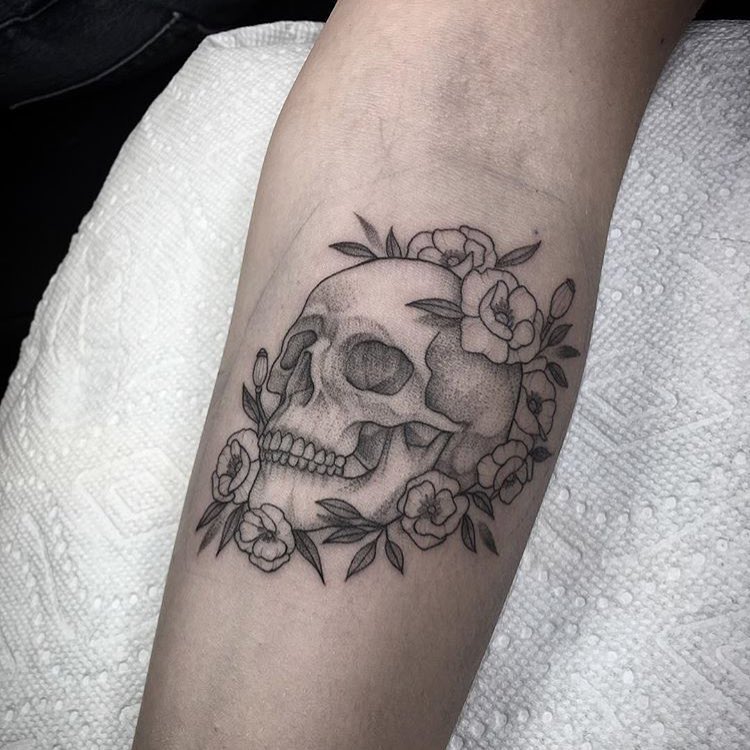 Full Circle Tattoo