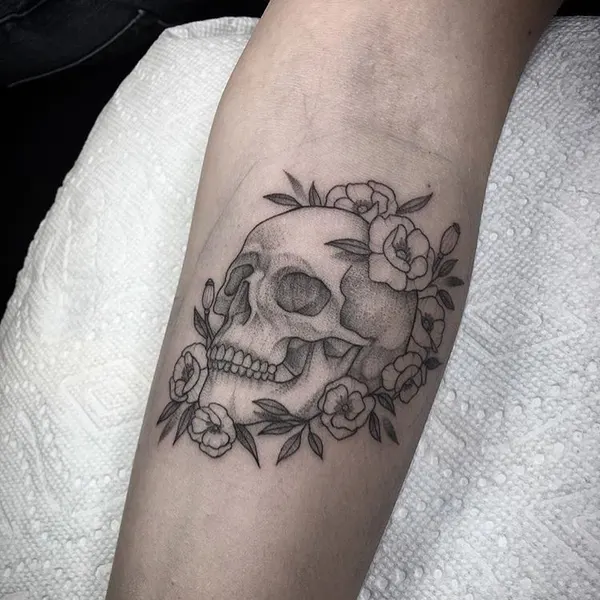 Full Circle Tattoo