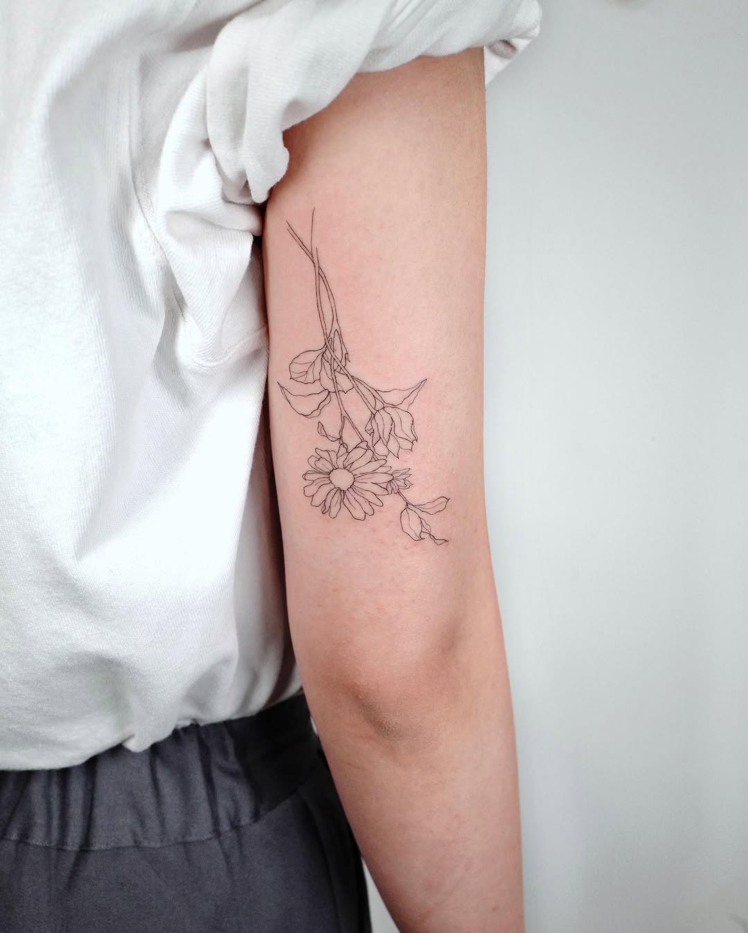 Flower, Lettering