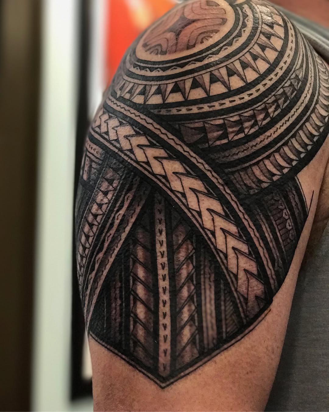 Ink and Dagger Tattoo