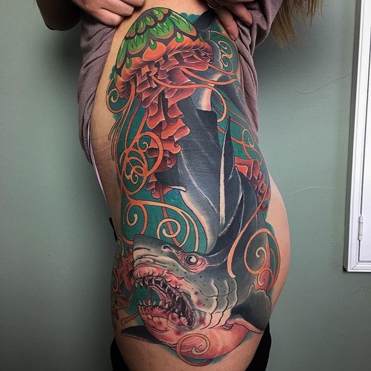 Full Circle Tattoo