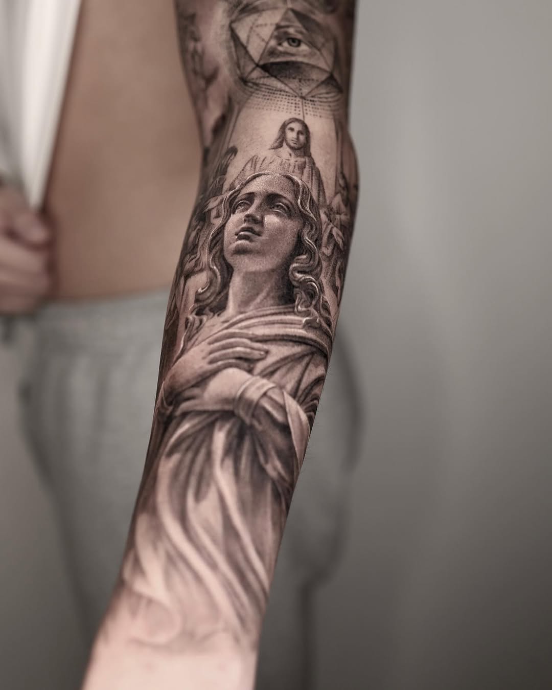 tattooist_bk