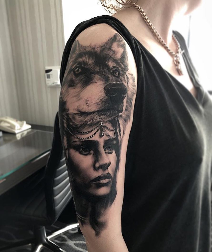 Full Circle Tattoo