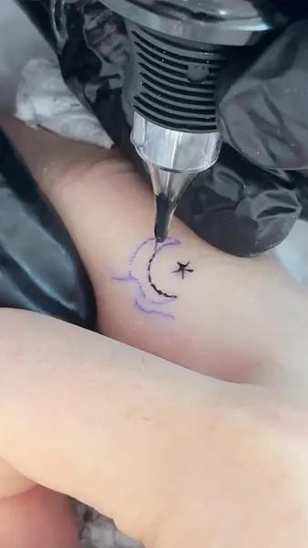 tattooist_arar