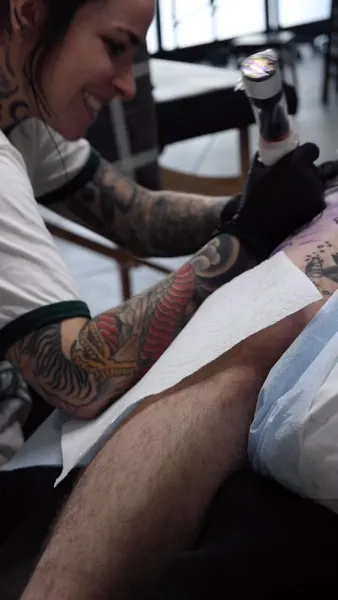 Full Circle Tattoo