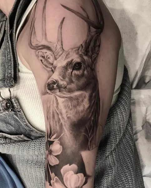 Ink and Dagger Tattoo