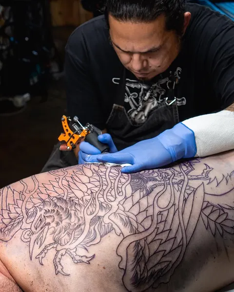 Full Circle Tattoo