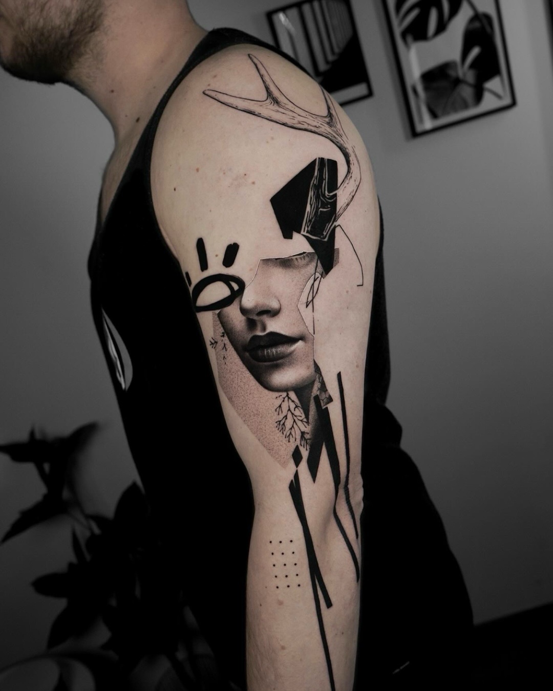 black.minimal.tattoo