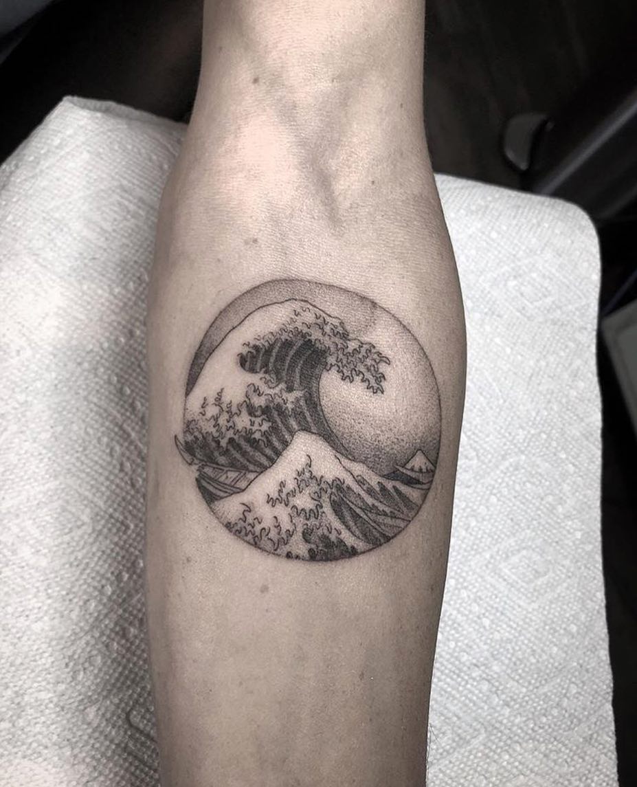 Full Circle Tattoo