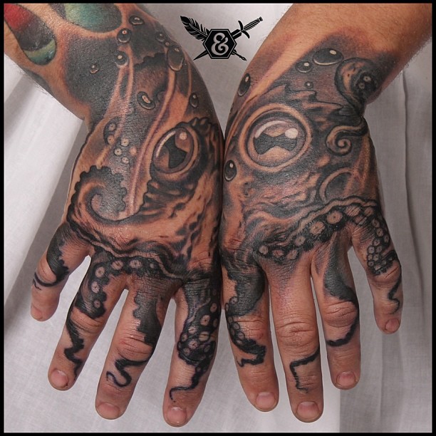 Ink and Dagger Tattoo