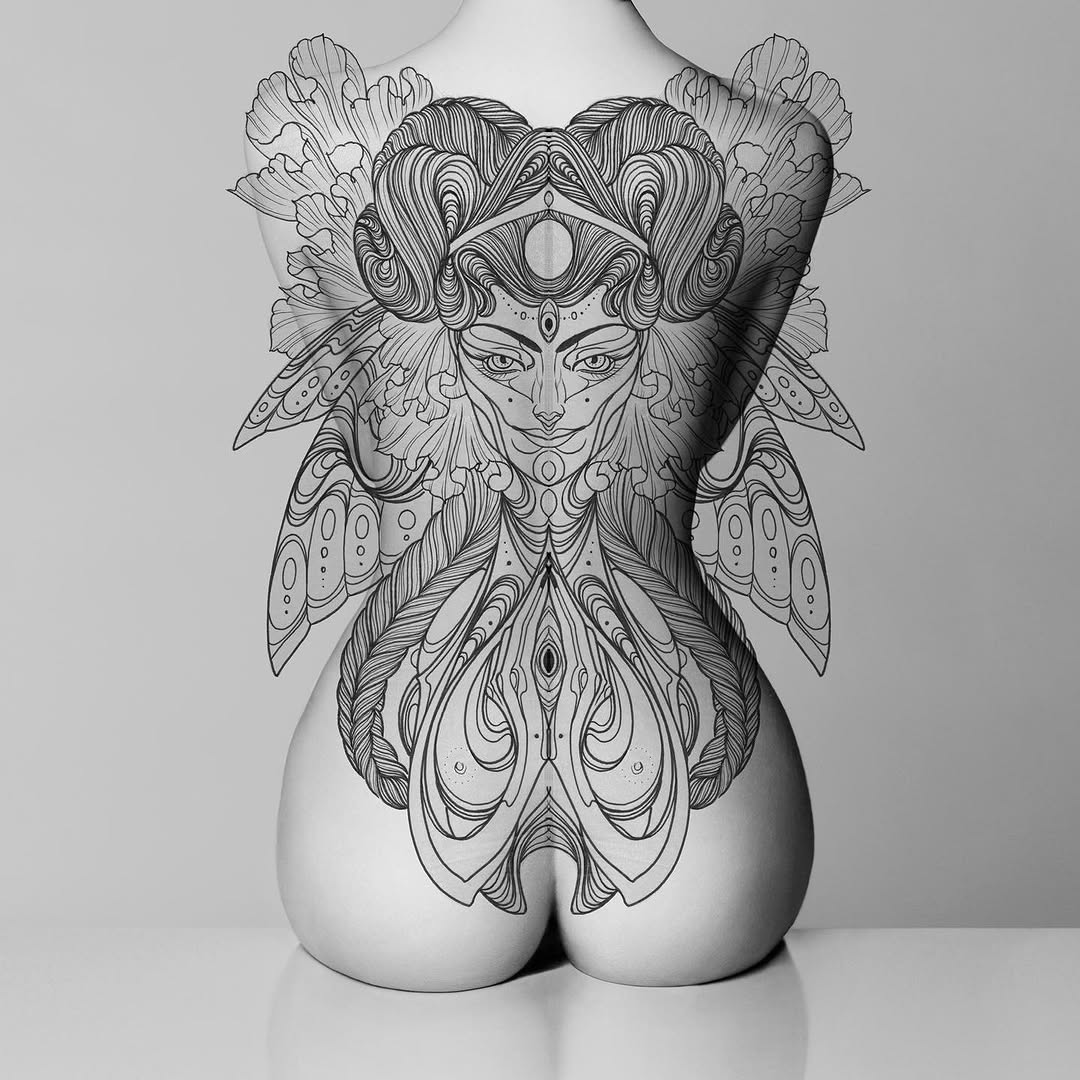 Full Circle Tattoo