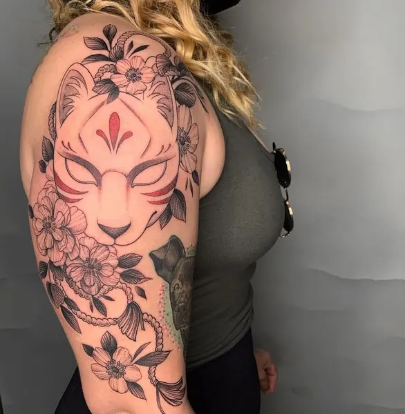 Full Circle Tattoo