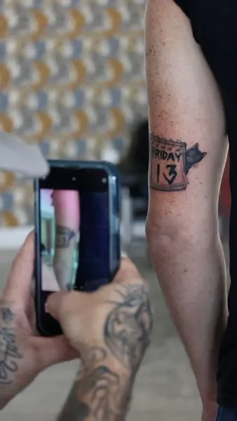 Full Circle Tattoo