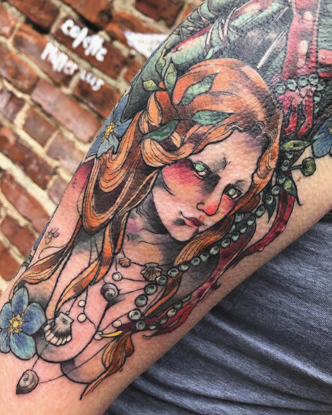 elliejoliv