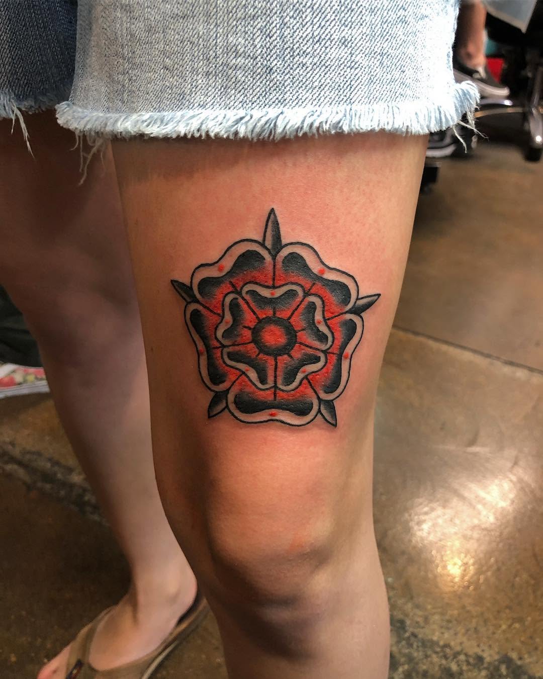 Full Circle Tattoo