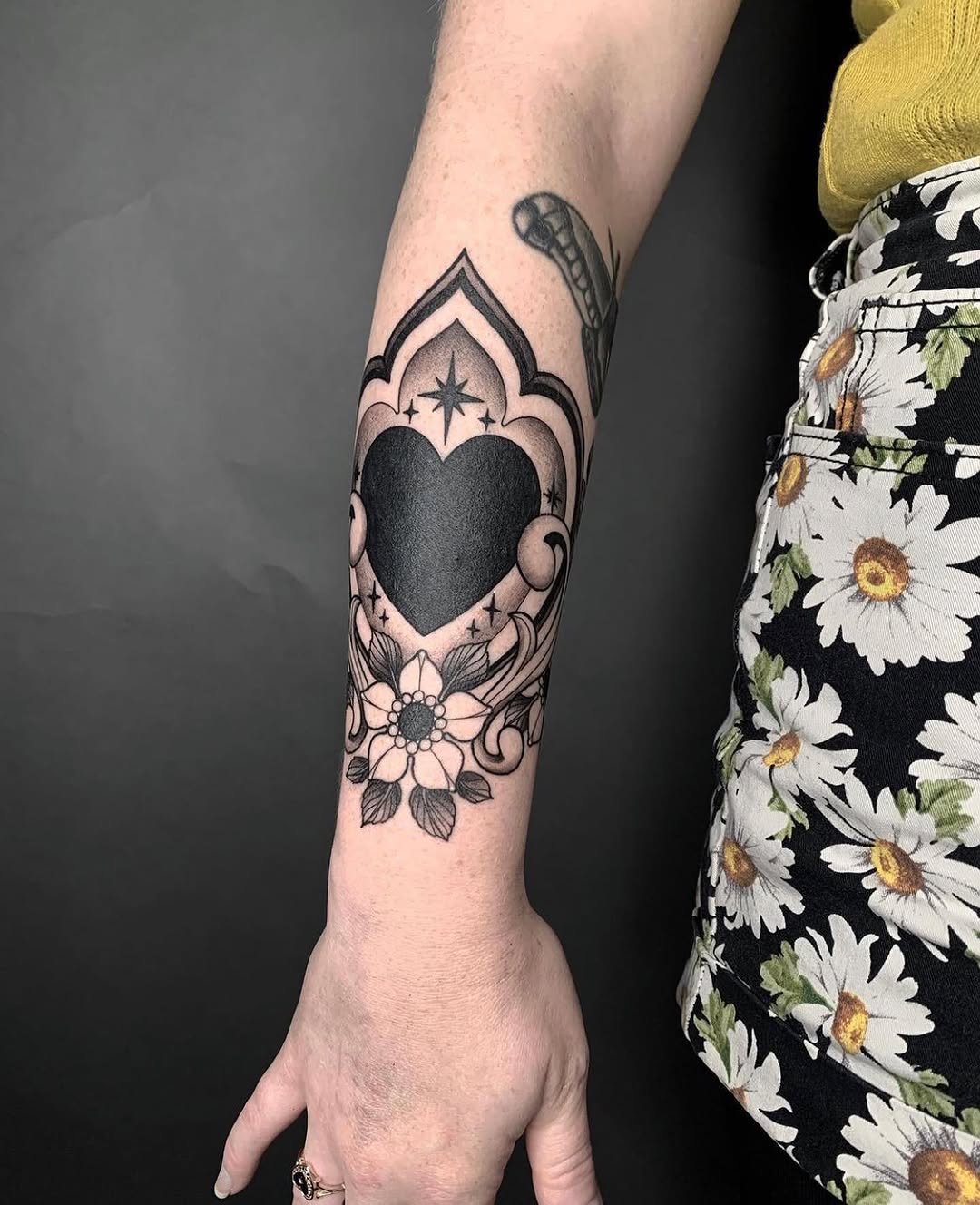 Full Circle Tattoo