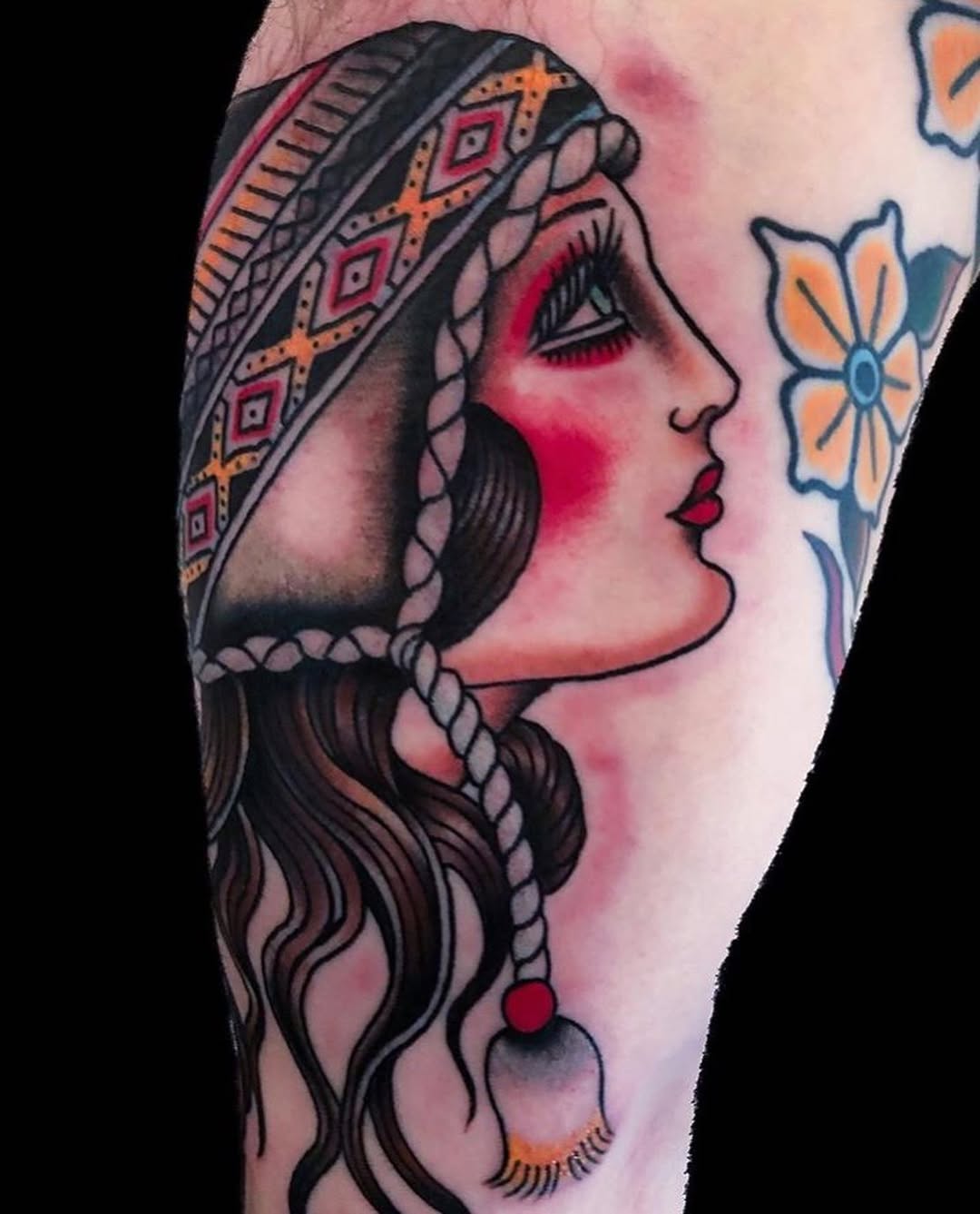 Full Circle Tattoo