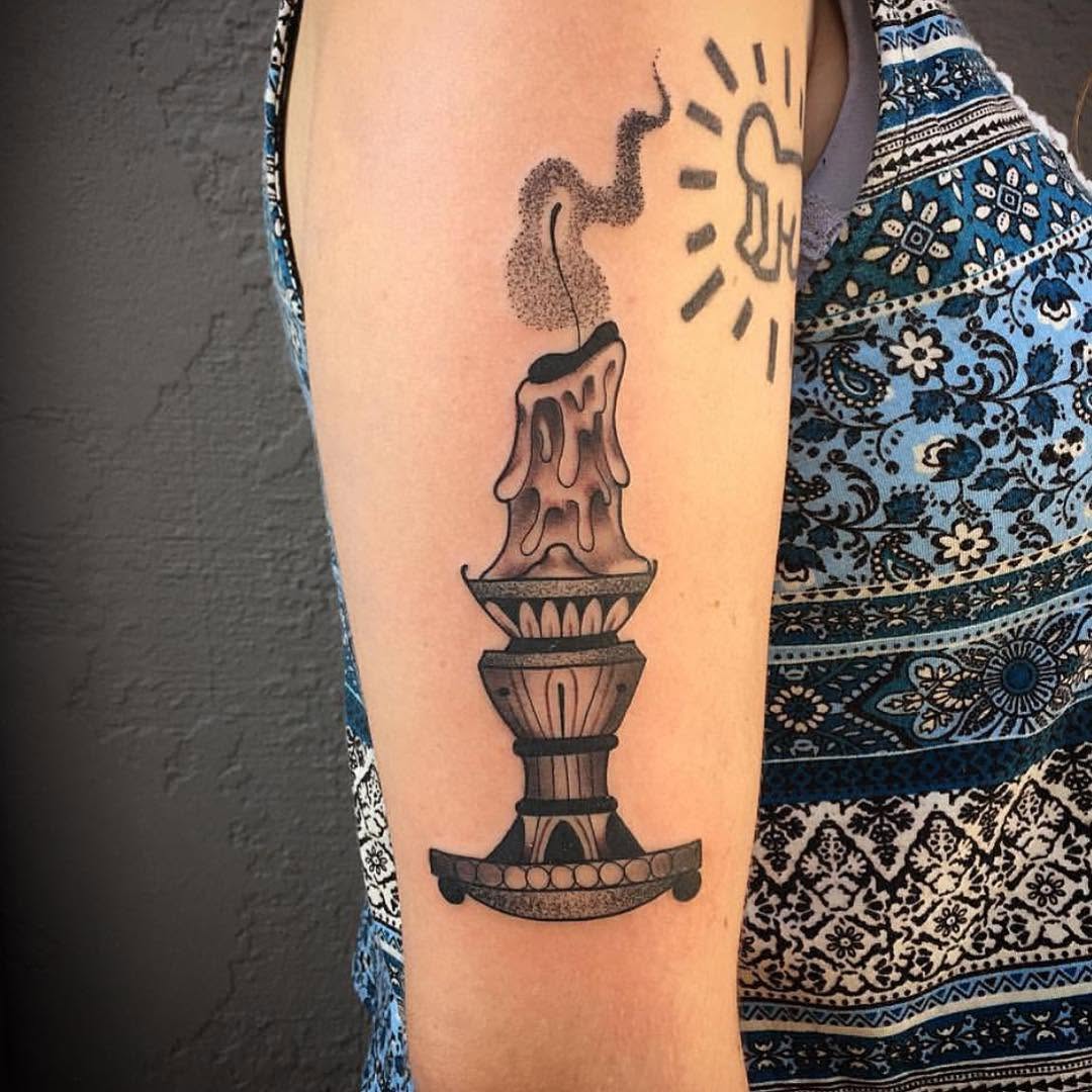 Full Circle Tattoo