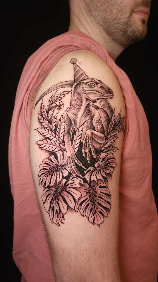 Ink and Dagger Tattoo