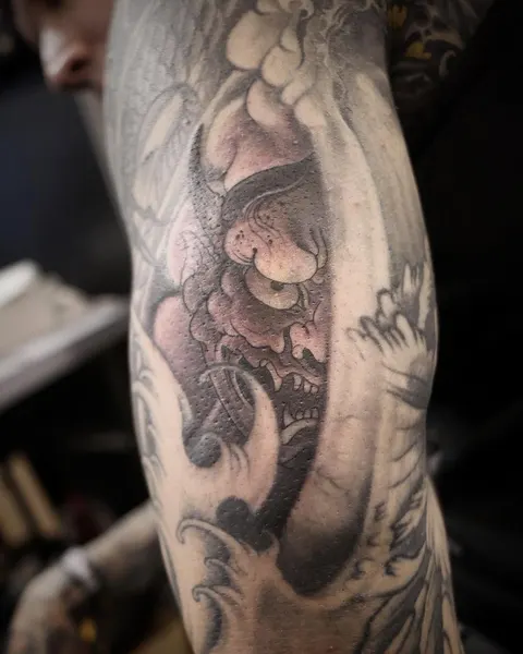 Full Circle Tattoo