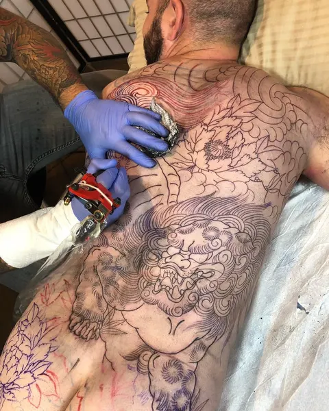 Full Circle Tattoo