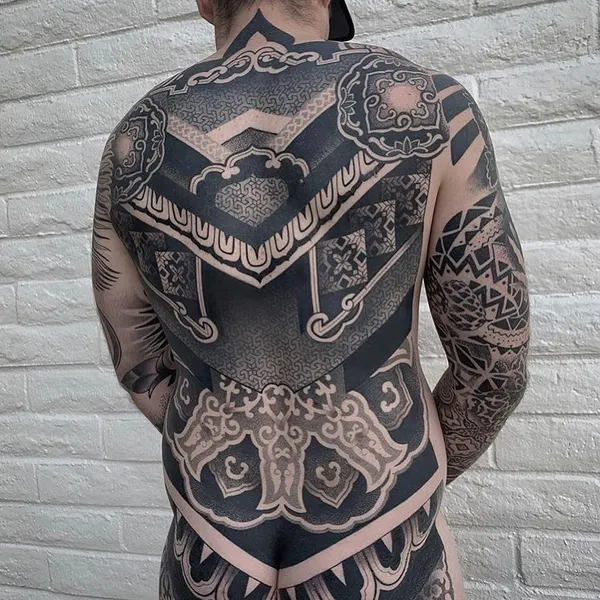Full Circle Tattoo