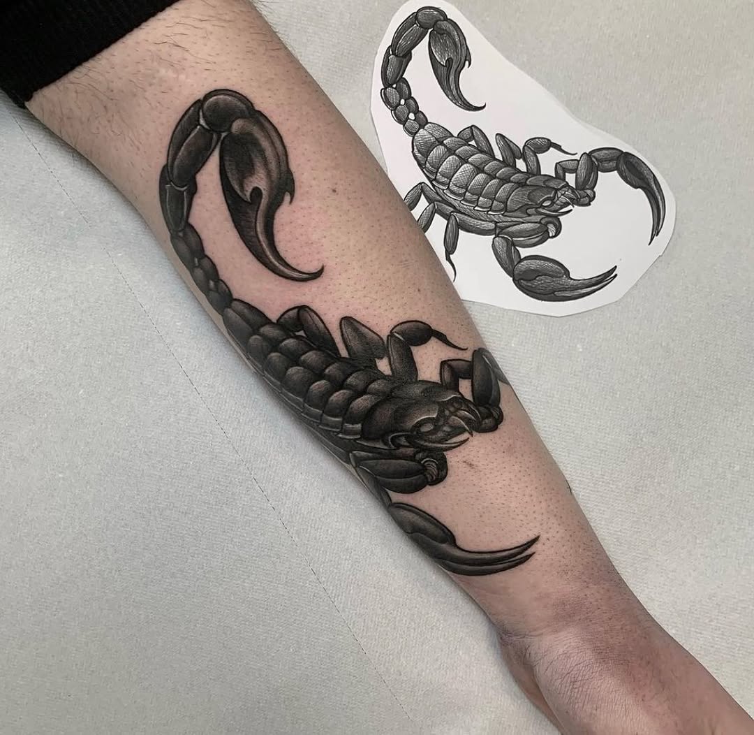 Full Circle Tattoo