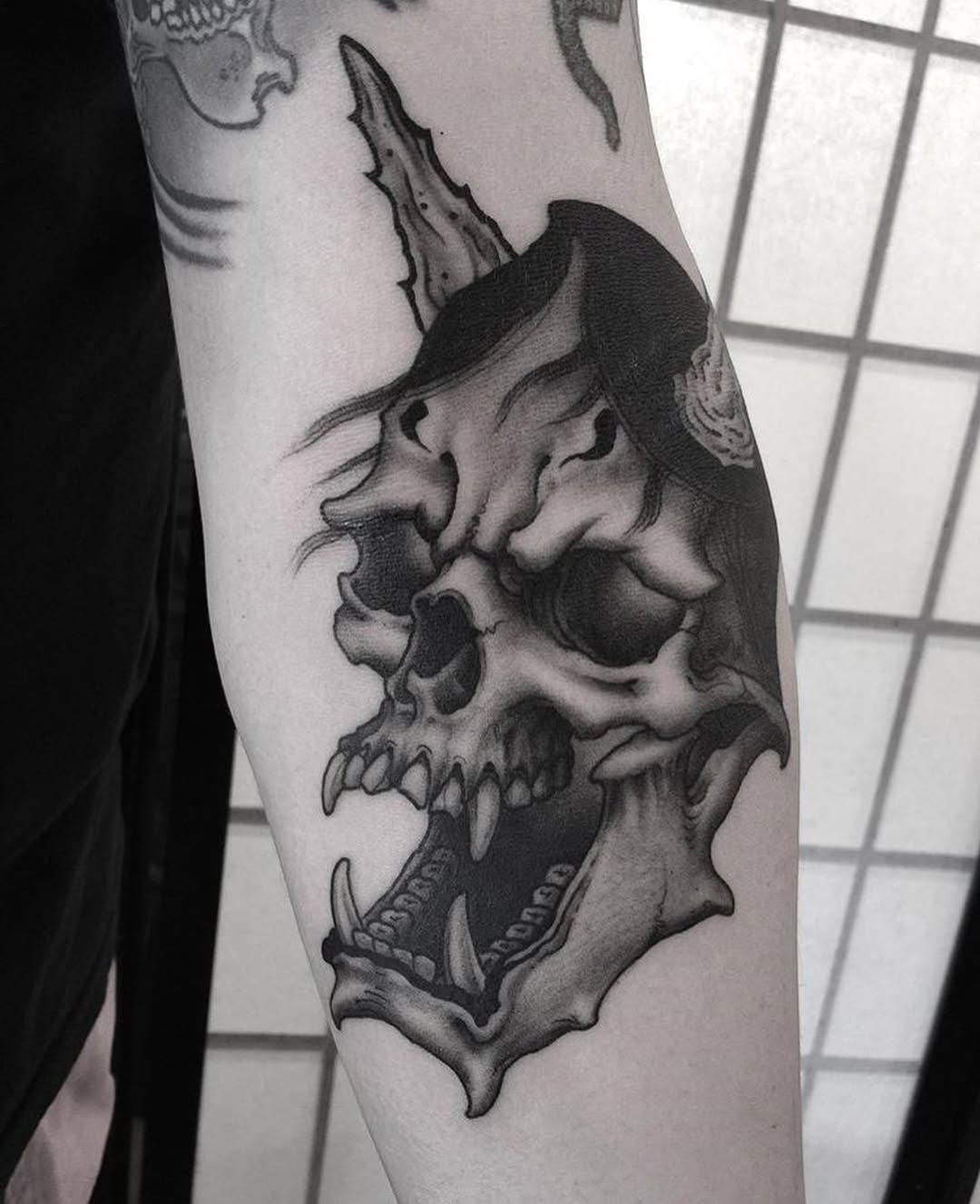 Full Circle Tattoo