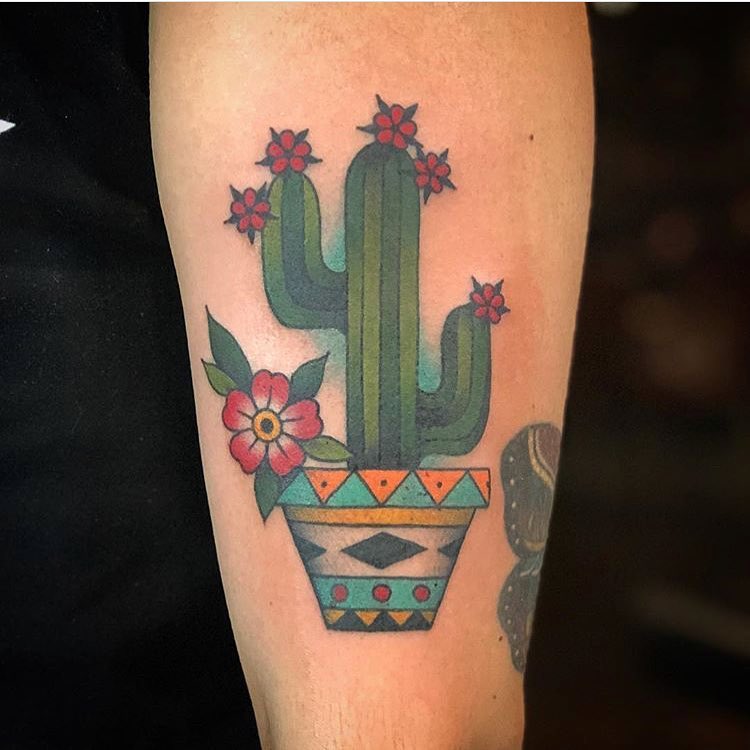 Full Circle Tattoo