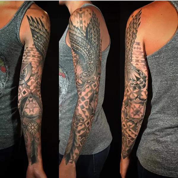 Full Circle Tattoo