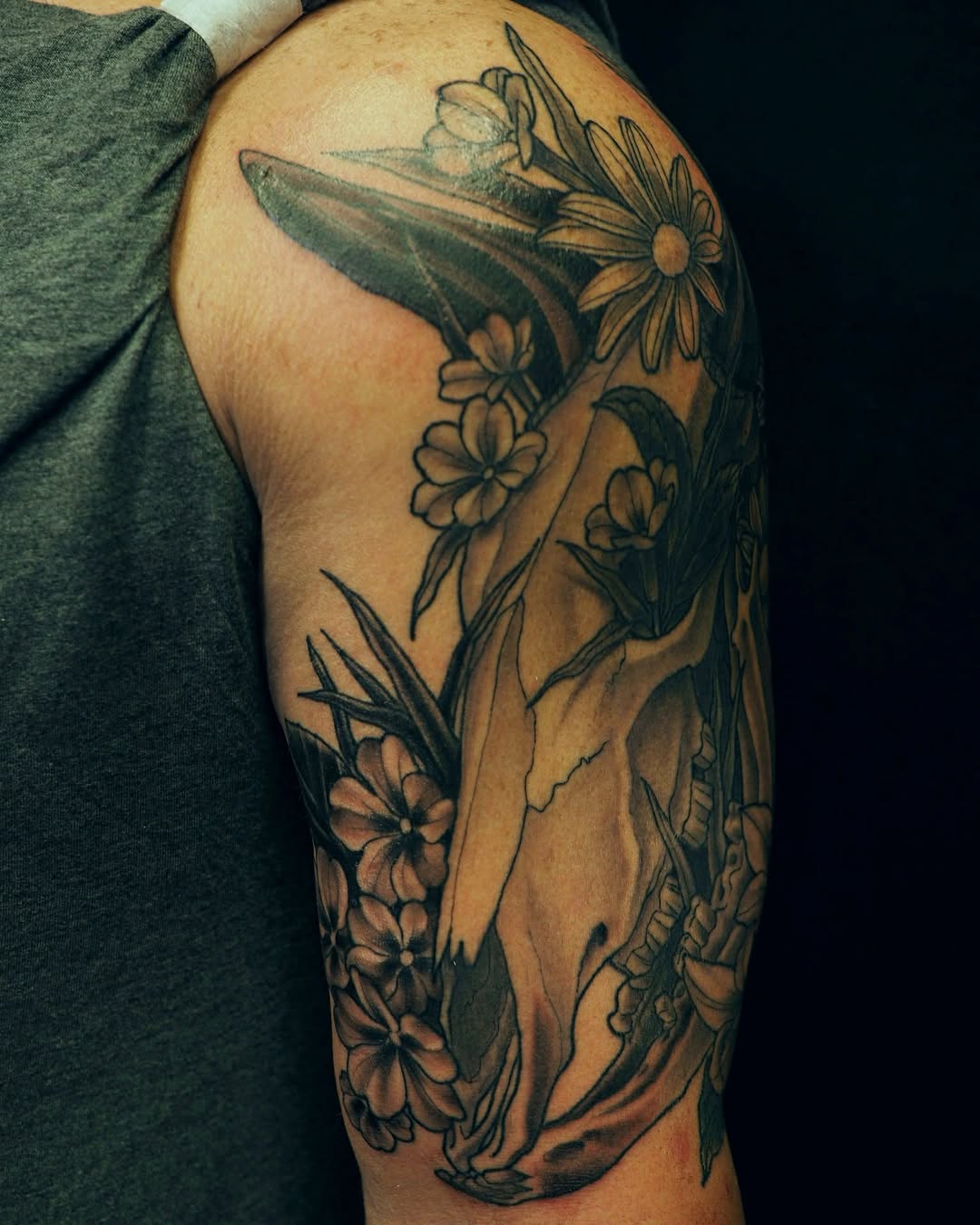 Ink and Dagger Tattoo