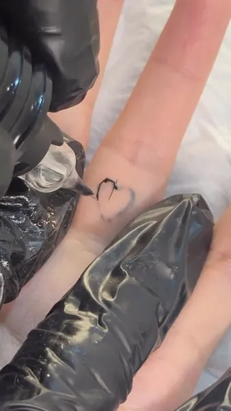 tattooist_arar