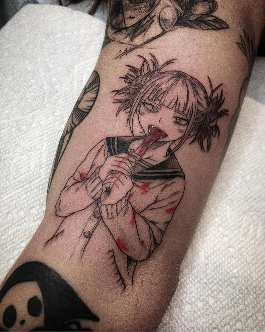 Full Circle Tattoo